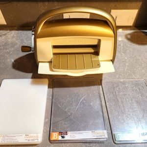 Cricut Cuddlebug "Anna Griffin" model